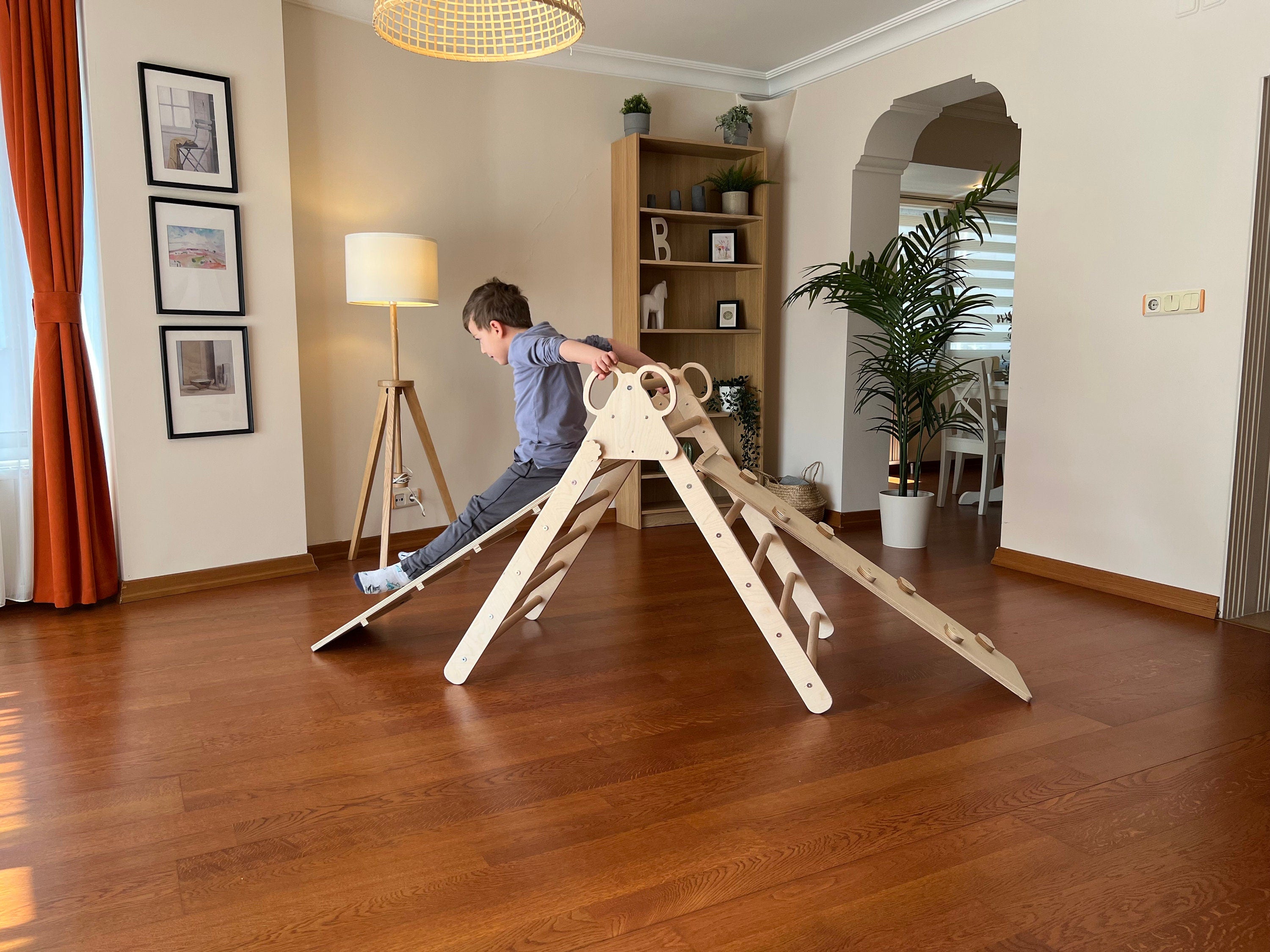 Folding Wooden Climbing Triangle for Kids, Montessori GYM Triangle