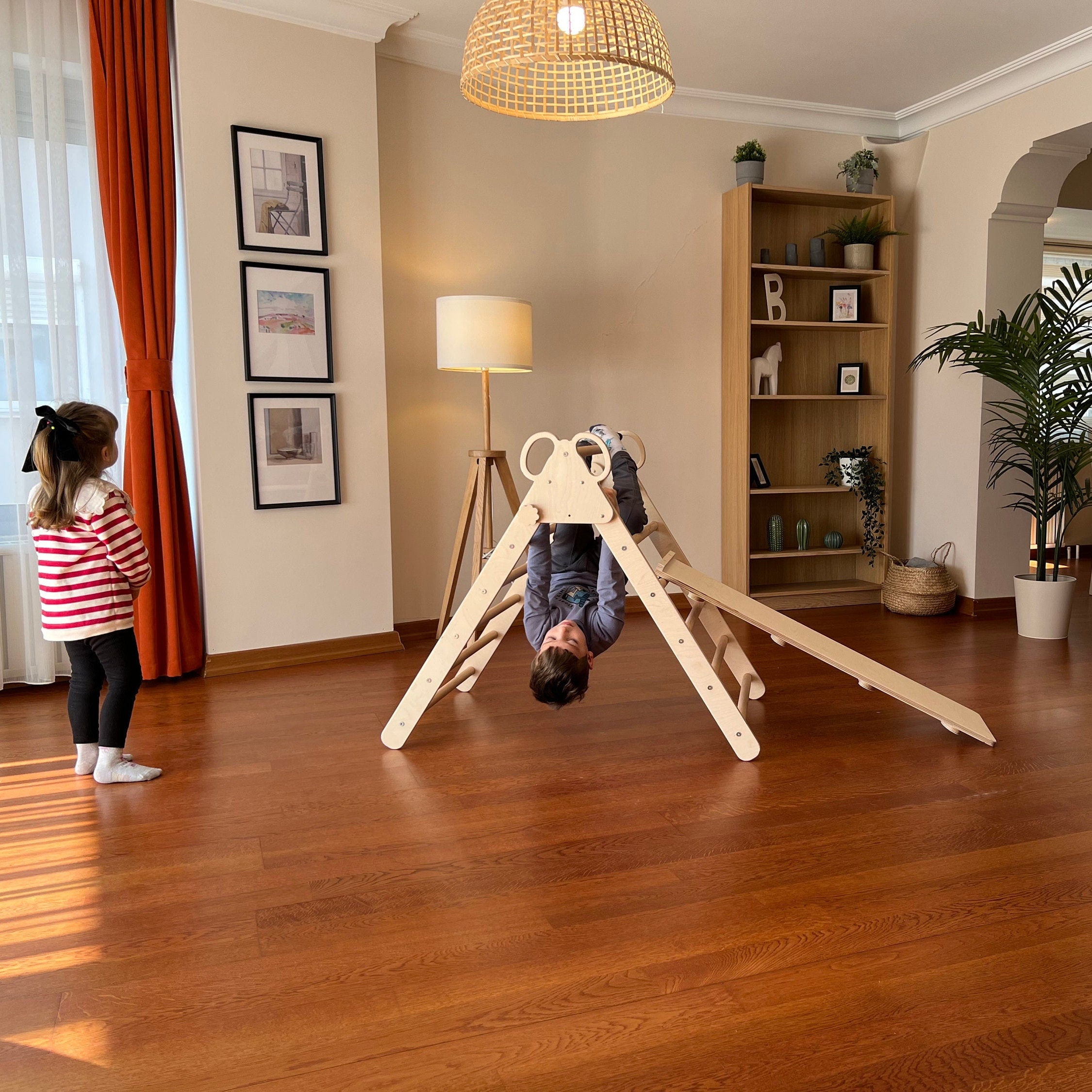 Folding Wooden Climbing Triangle for Kids, Montessori GYM Triangle